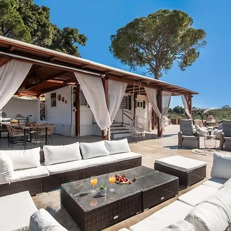 Hébergement de vacances Lakka Hill House Vasilikí