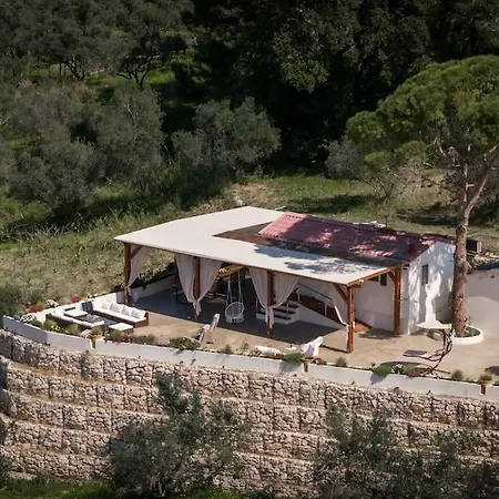 Lakka Hill House * Vasilikí